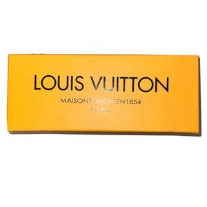Louis Vuitton yellow gold box. Empty box great for giftgiving. 9x4x2 Present